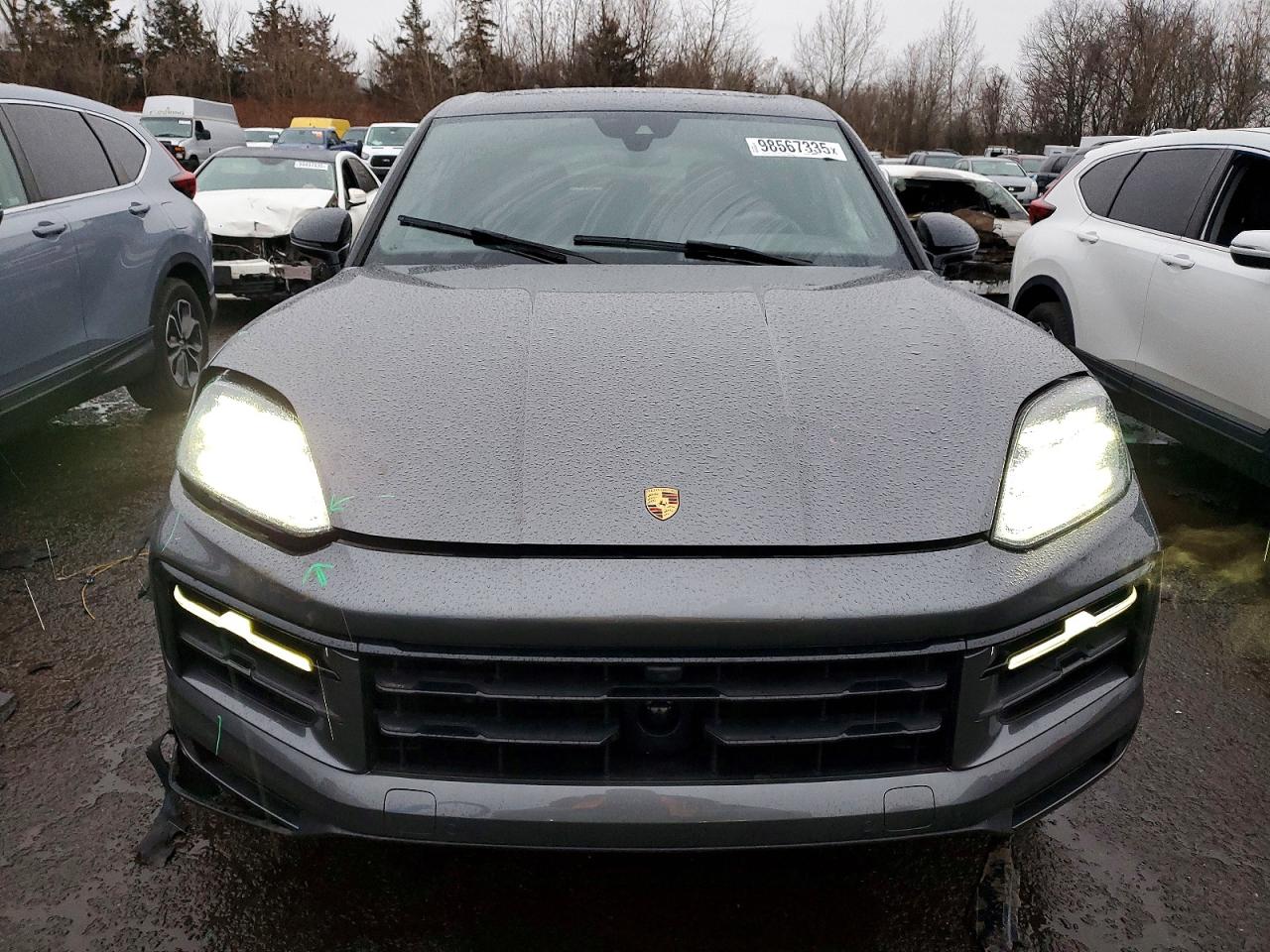 2024 PORSCHE CAYENNE photo 5
