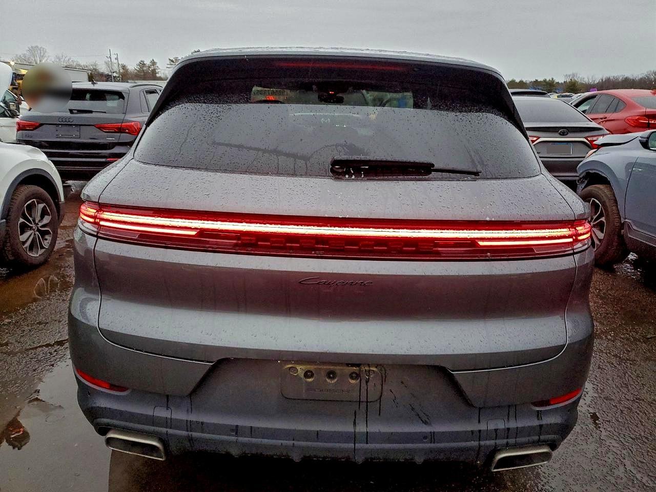 2024 PORSCHE CAYENNE photo 6