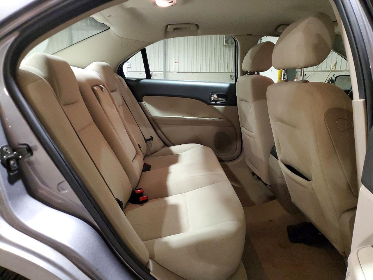2007 MERCURY MILAN photo 10