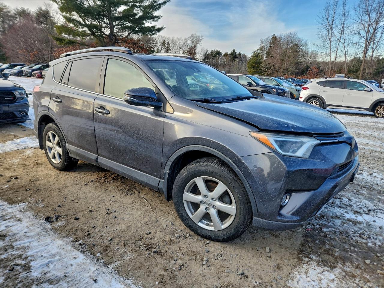 2018 TOYOTA RAV4 ADVENTURE photo 4
