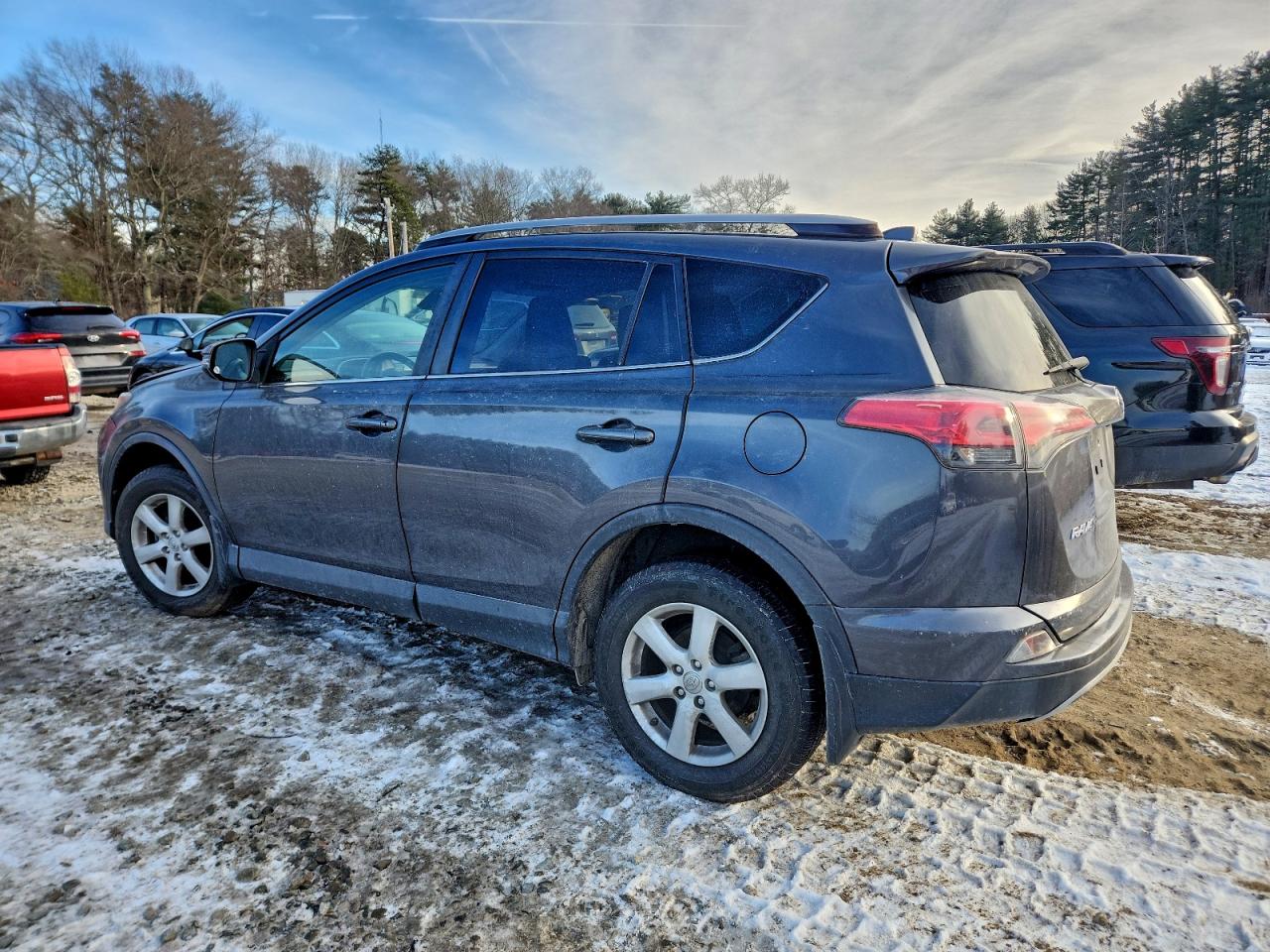 2018 TOYOTA RAV4 ADVENTURE photo 2
