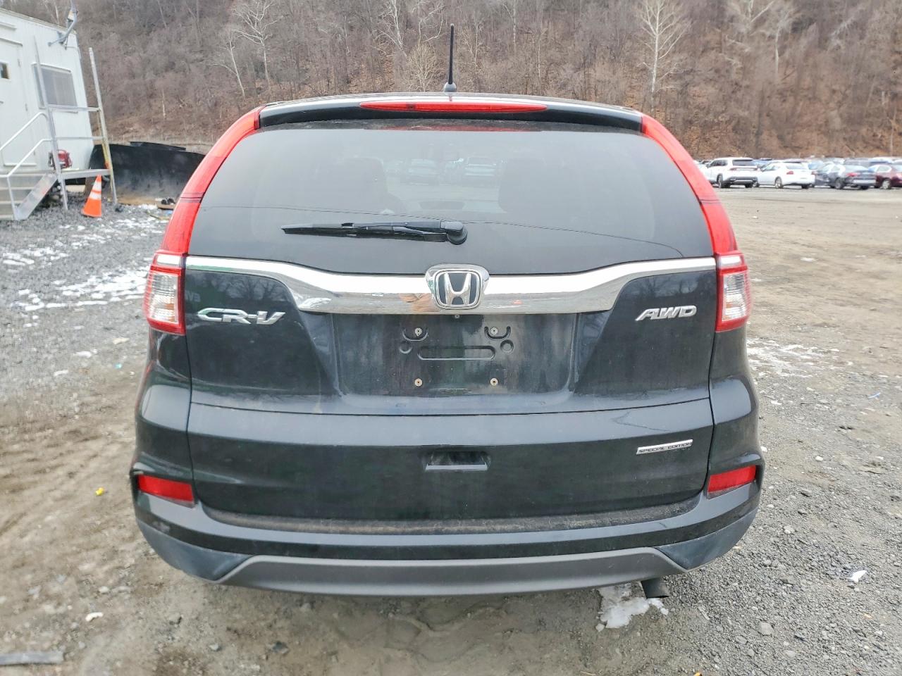 2016 HONDA CR-V SE photo 6