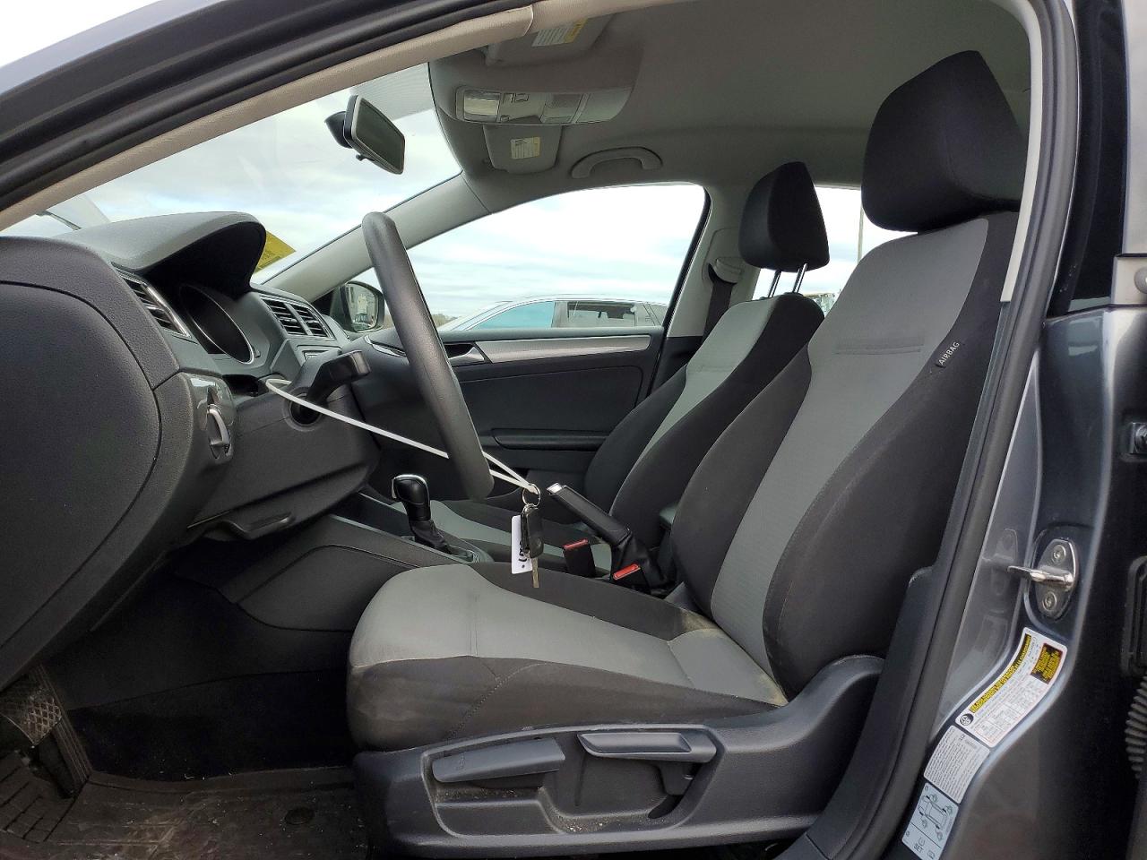 2017 VOLKSWAGEN JETTA S photo 7