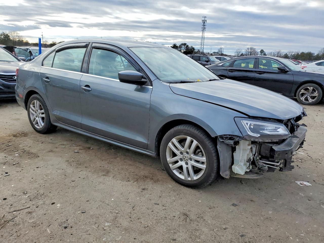 2017 VOLKSWAGEN JETTA S photo 4