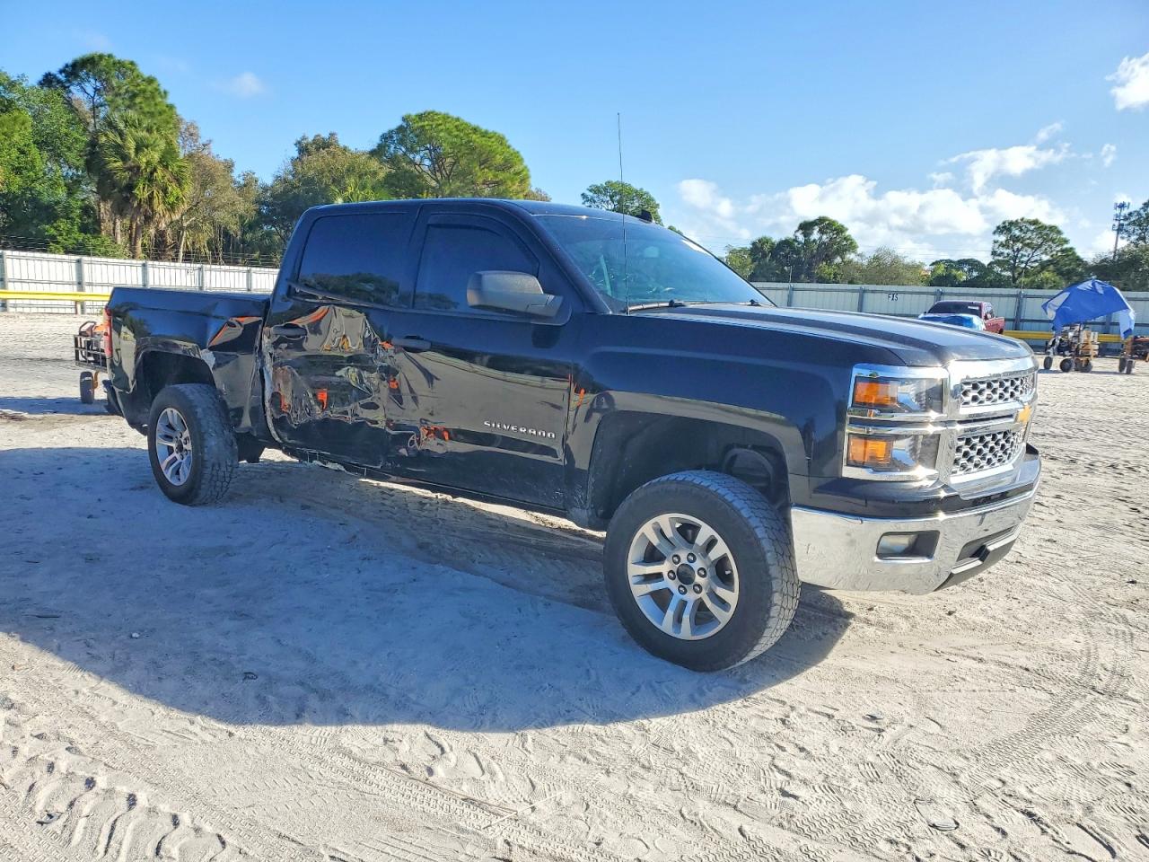 2014 CHEVROLET SILVERADO C1500 LT photo 4