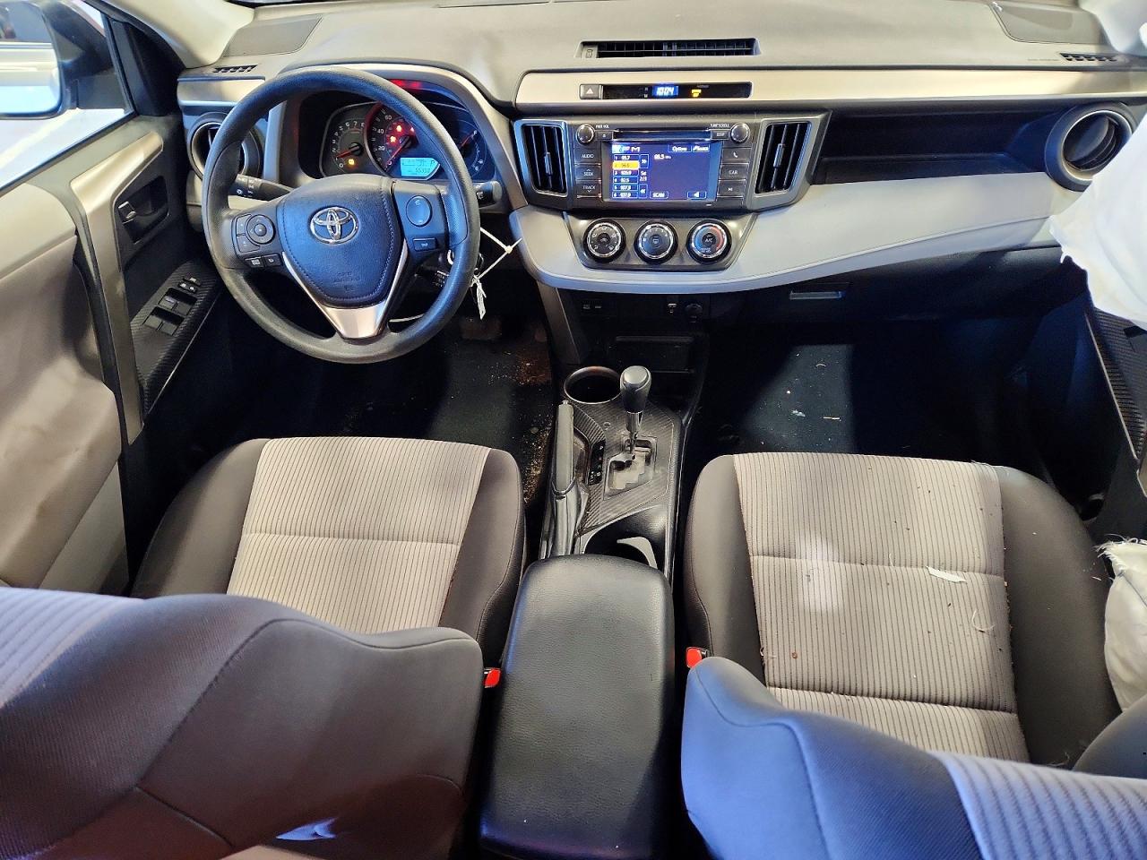 2013 TOYOTA RAV4 LE photo 8
