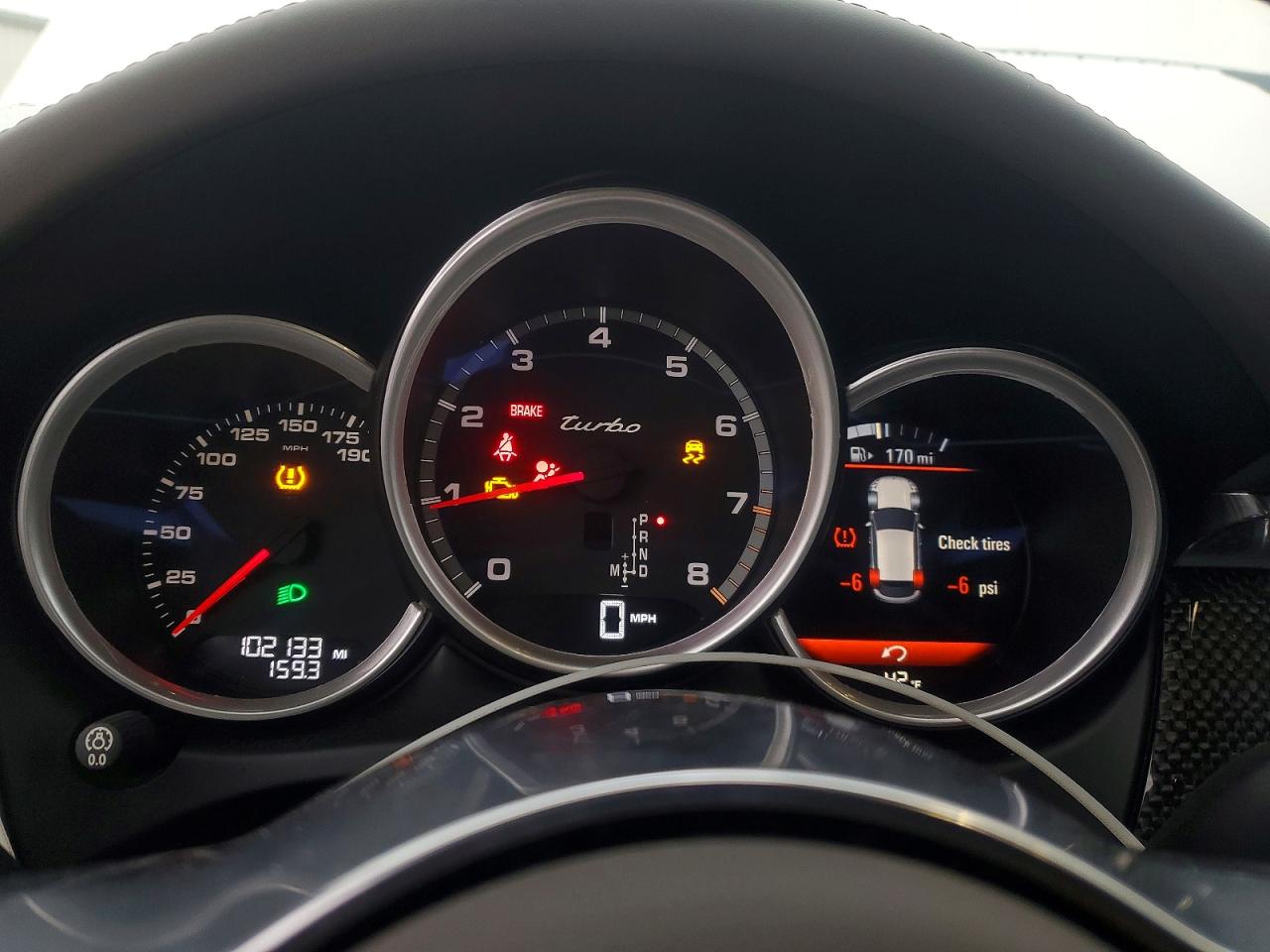 2015 PORSCHE MACAN TURBO photo 17