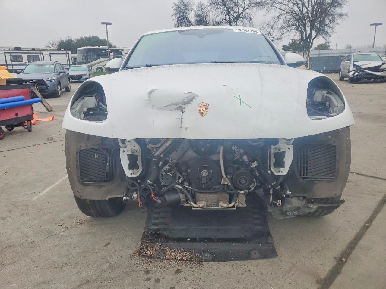 2015 PORSCHE MACAN TURBO photo 9