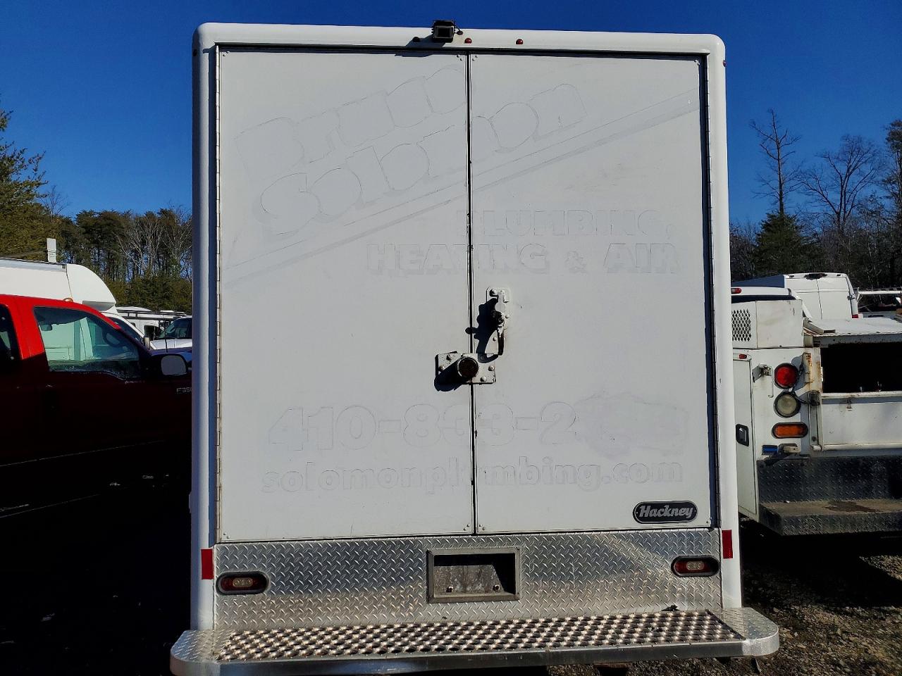 2017 FORD TRANSIT BOX TRUCK photo 16