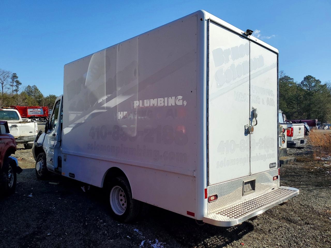 2017 FORD TRANSIT BOX TRUCK photo 4