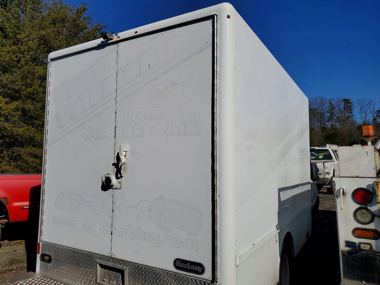 2017 FORD TRANSIT BOX TRUCK photo 7