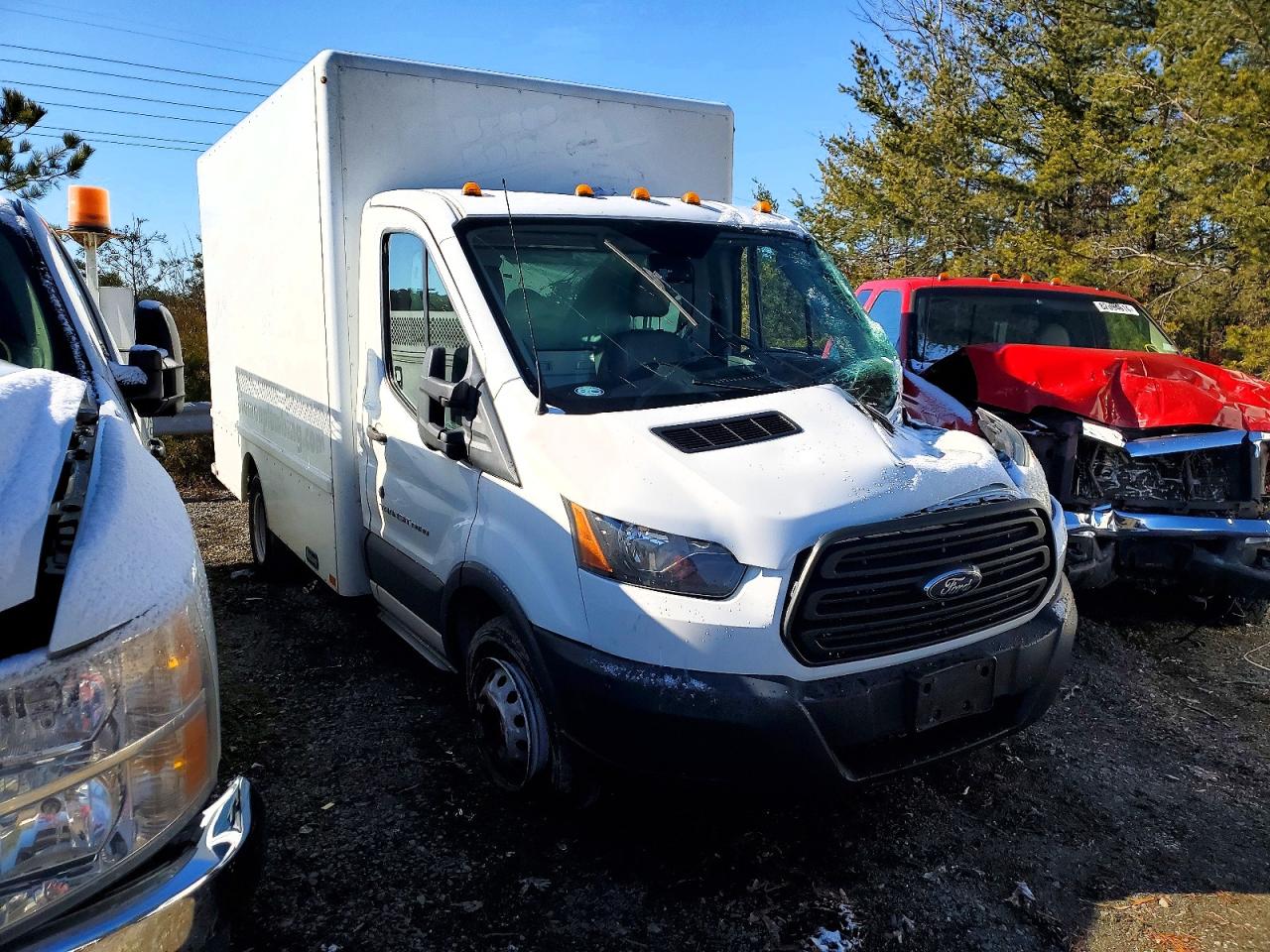 2017 FORD TRANSIT BOX TRUCK photo 10