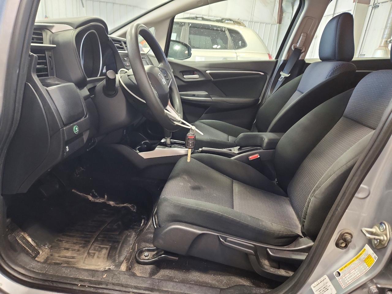 2019 HONDA FIT LX photo 7