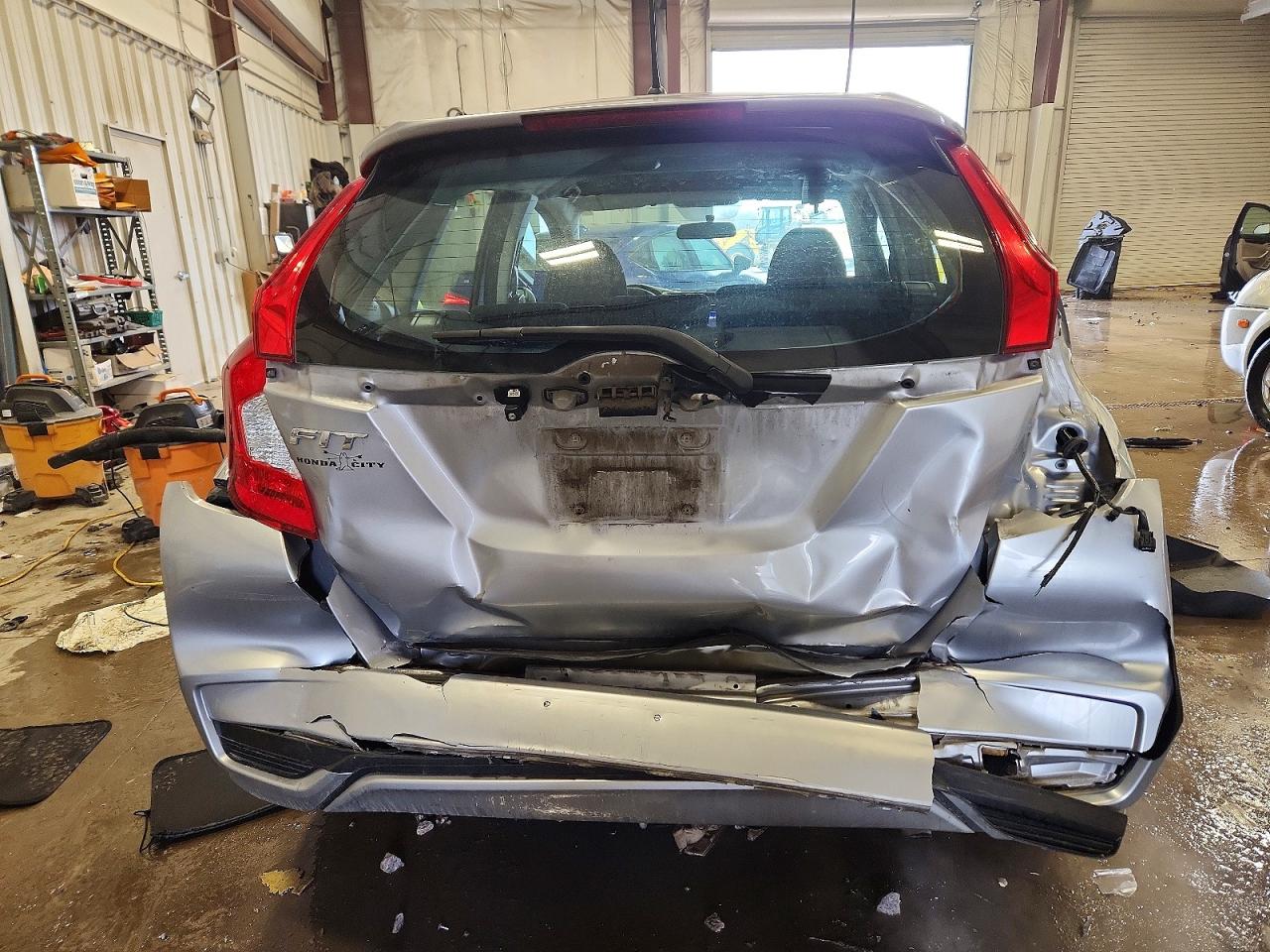 2019 HONDA FIT LX photo 6