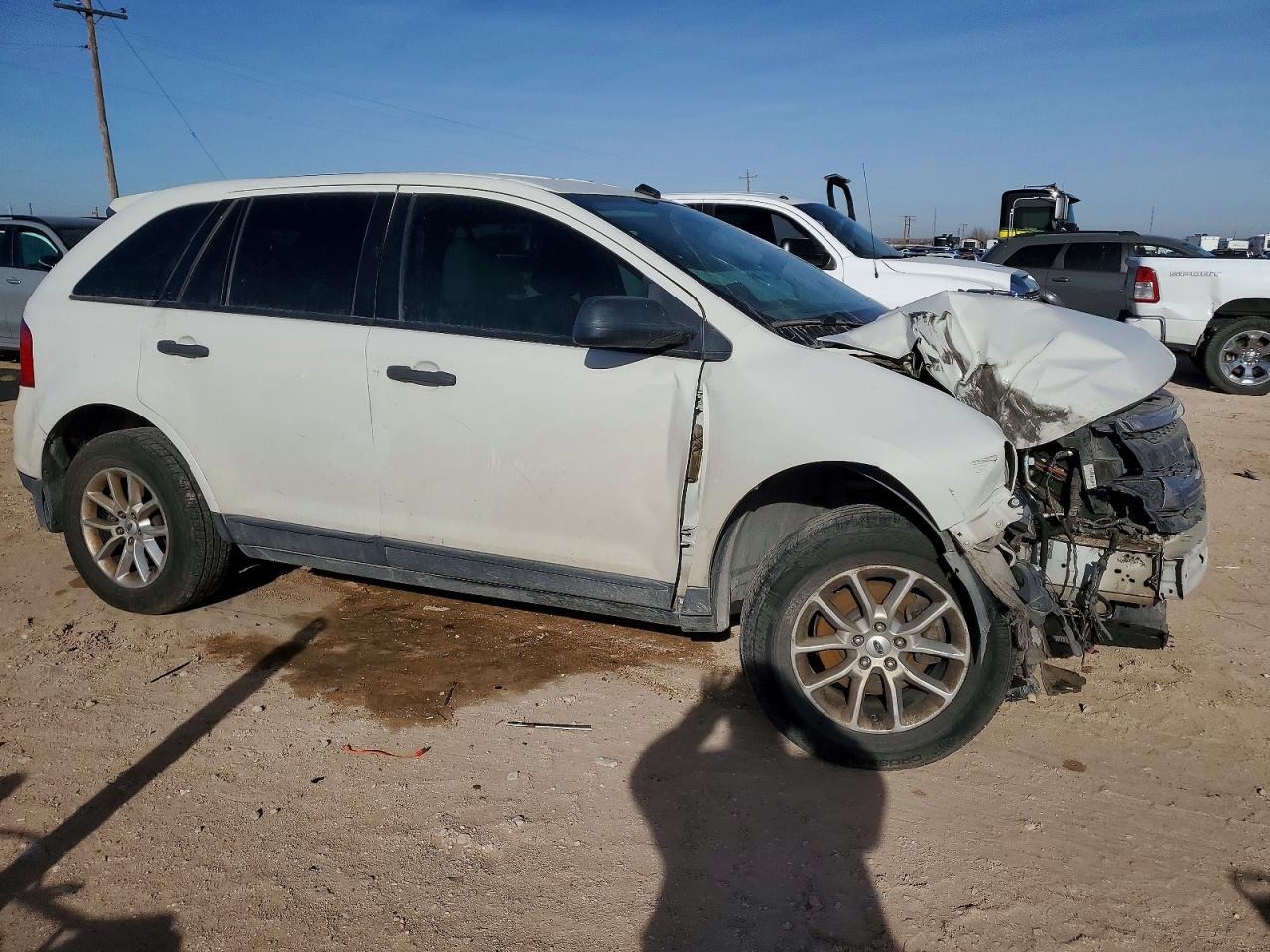 2013 FORD EDGE SE photo 4