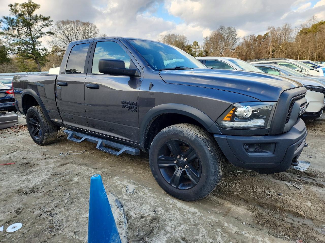 2022 RAM 1500 CLASSIC SLT photo 4