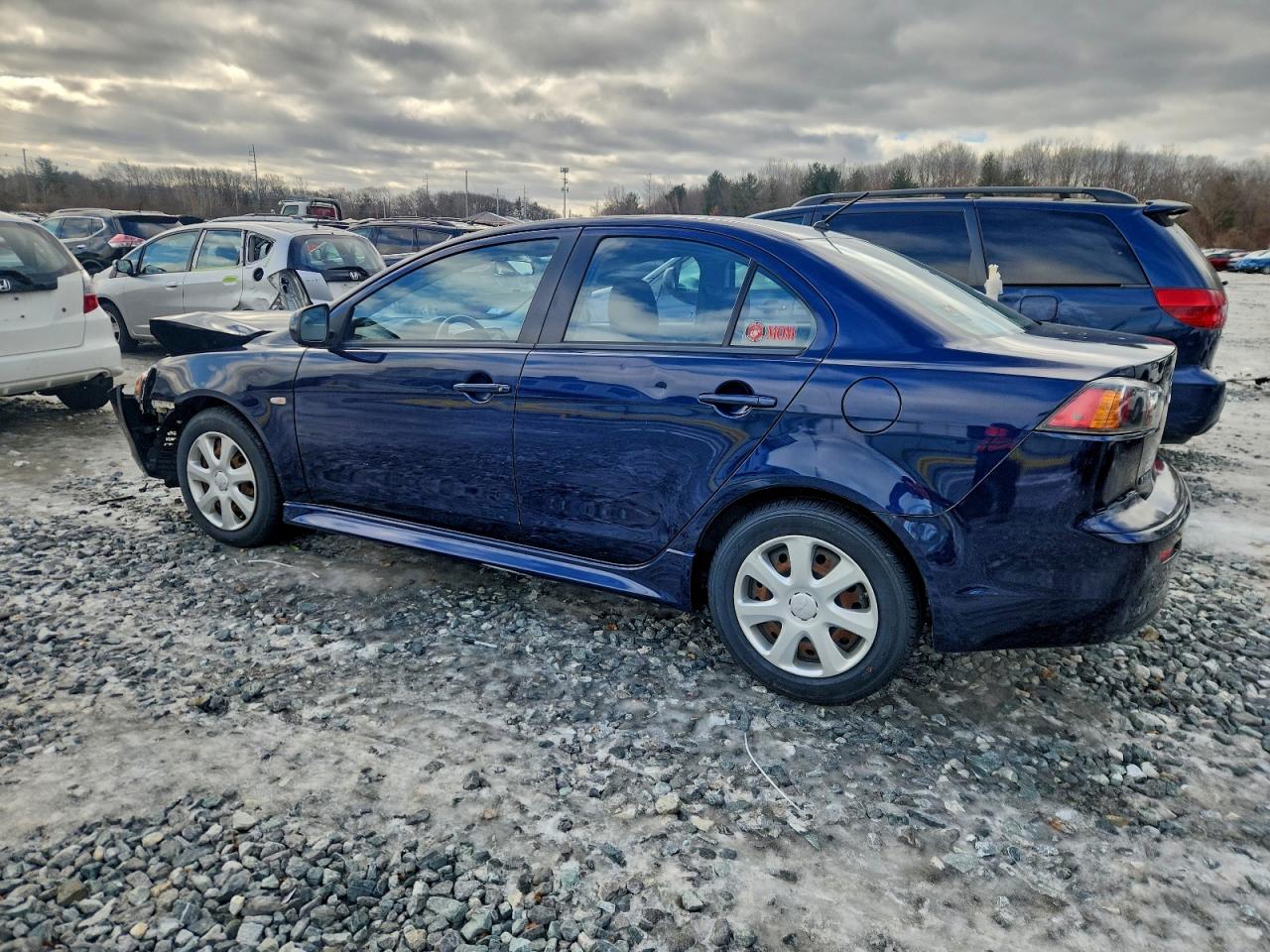 2014 MITSUBISHI LANCER ES/ES SPORT photo 2