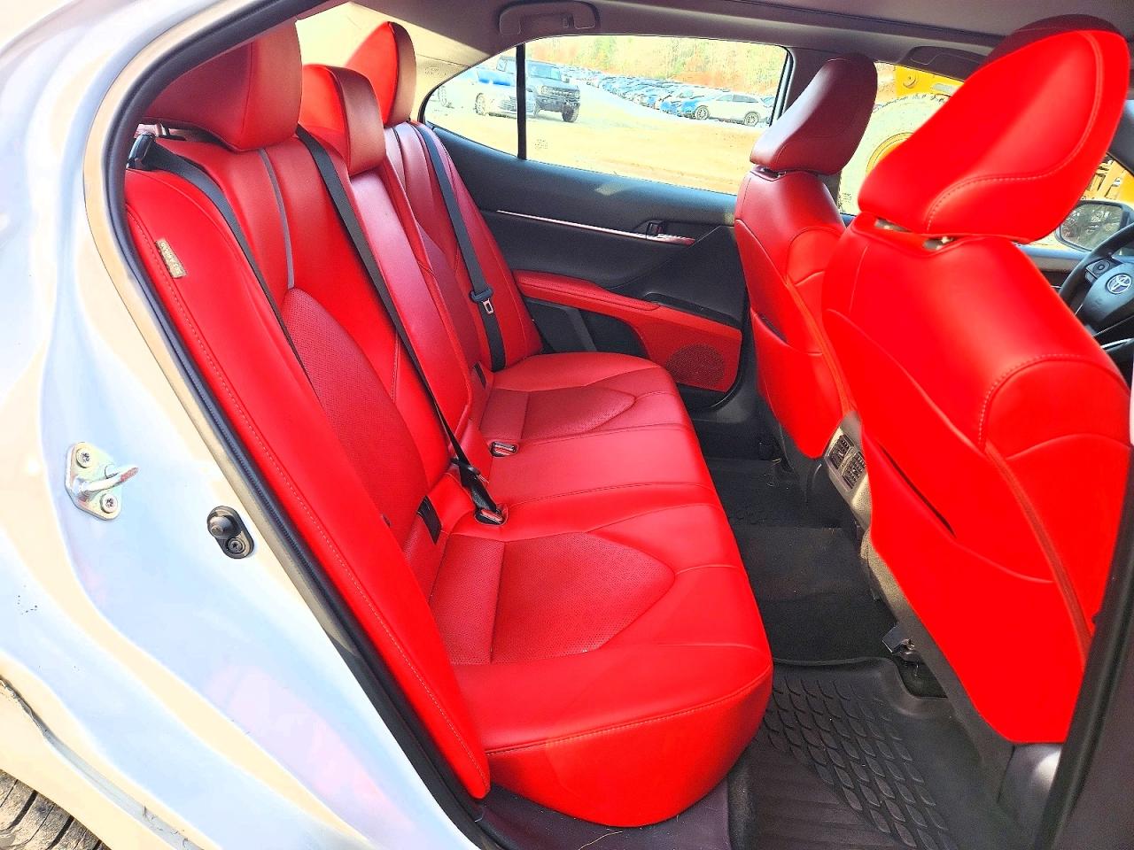 2022 TOYOTA CAMRY XSE photo 10