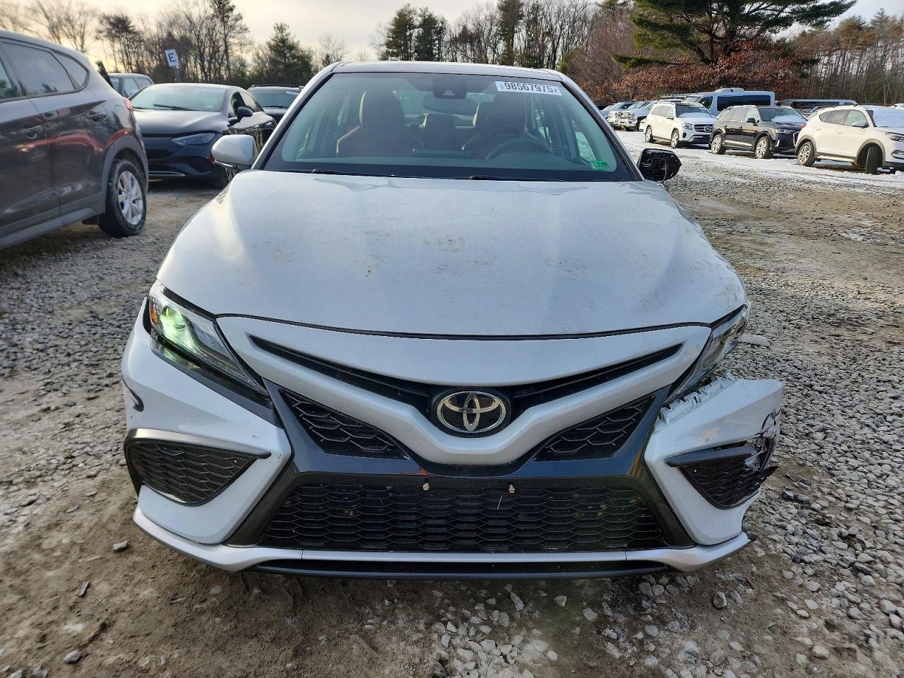 2022 TOYOTA CAMRY XSE photo 5