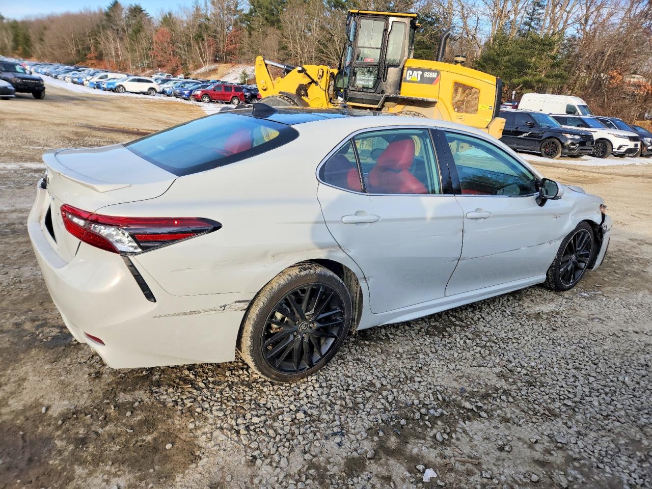 2022 TOYOTA CAMRY XSE photo 3