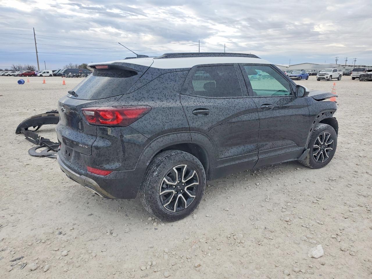 2025 CHEVROLET TRAILBLAZER ACTIV photo 3