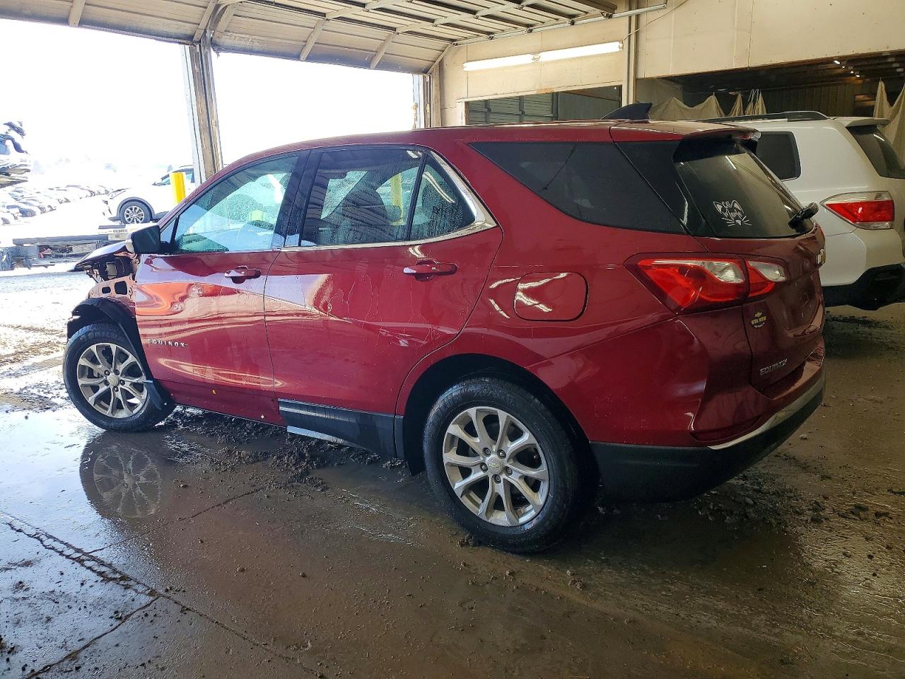 2018 CHEVROLET EQUINOX LT photo 2