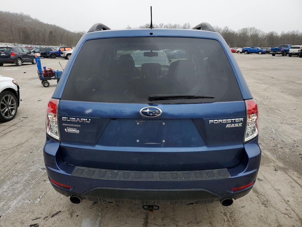 2011 SUBARU FORESTER LIMITED photo 6