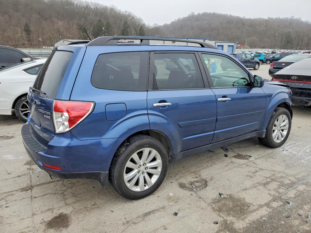 2011 SUBARU FORESTER LIMITED photo 3