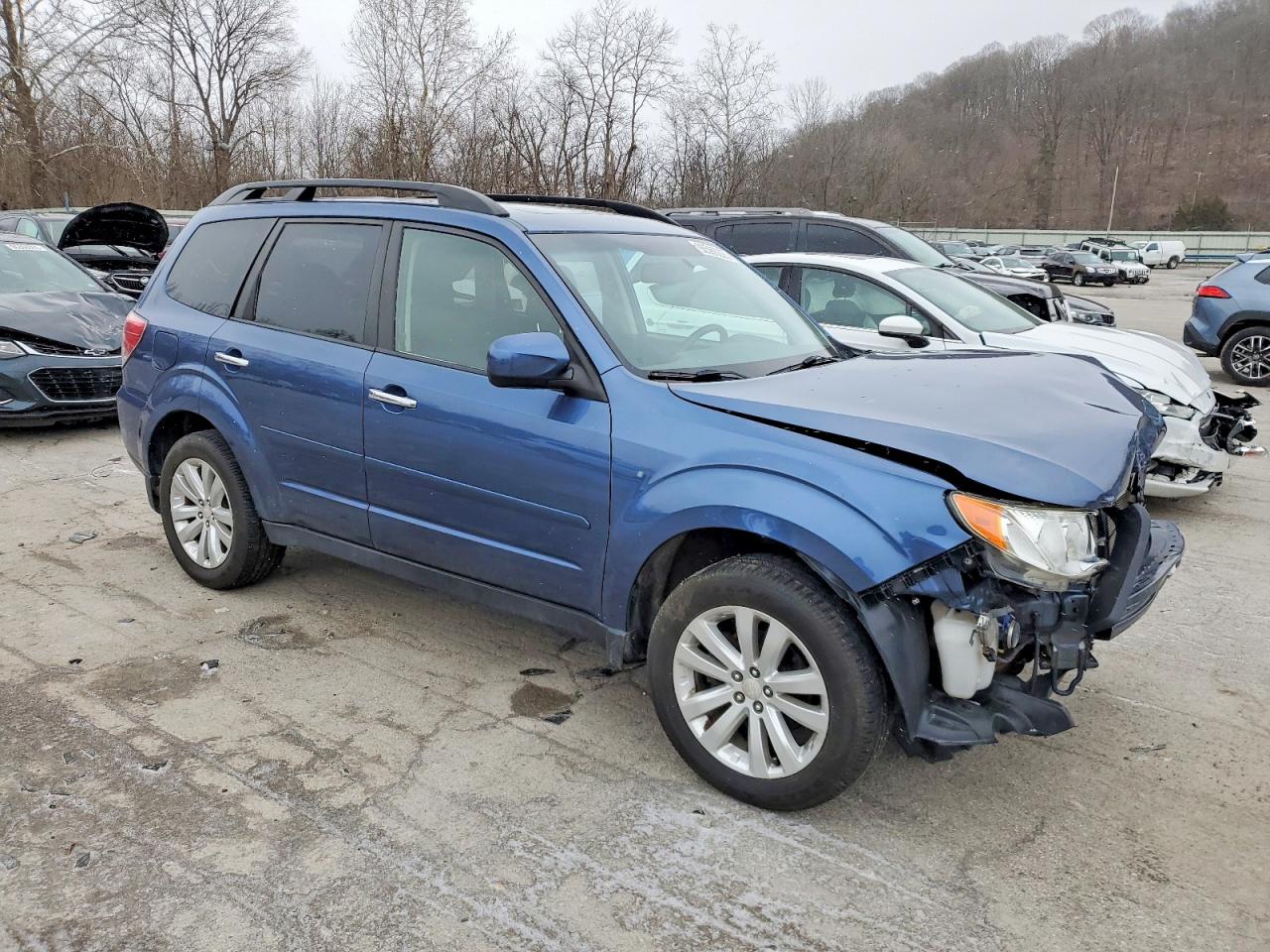 2011 SUBARU FORESTER LIMITED photo 4
