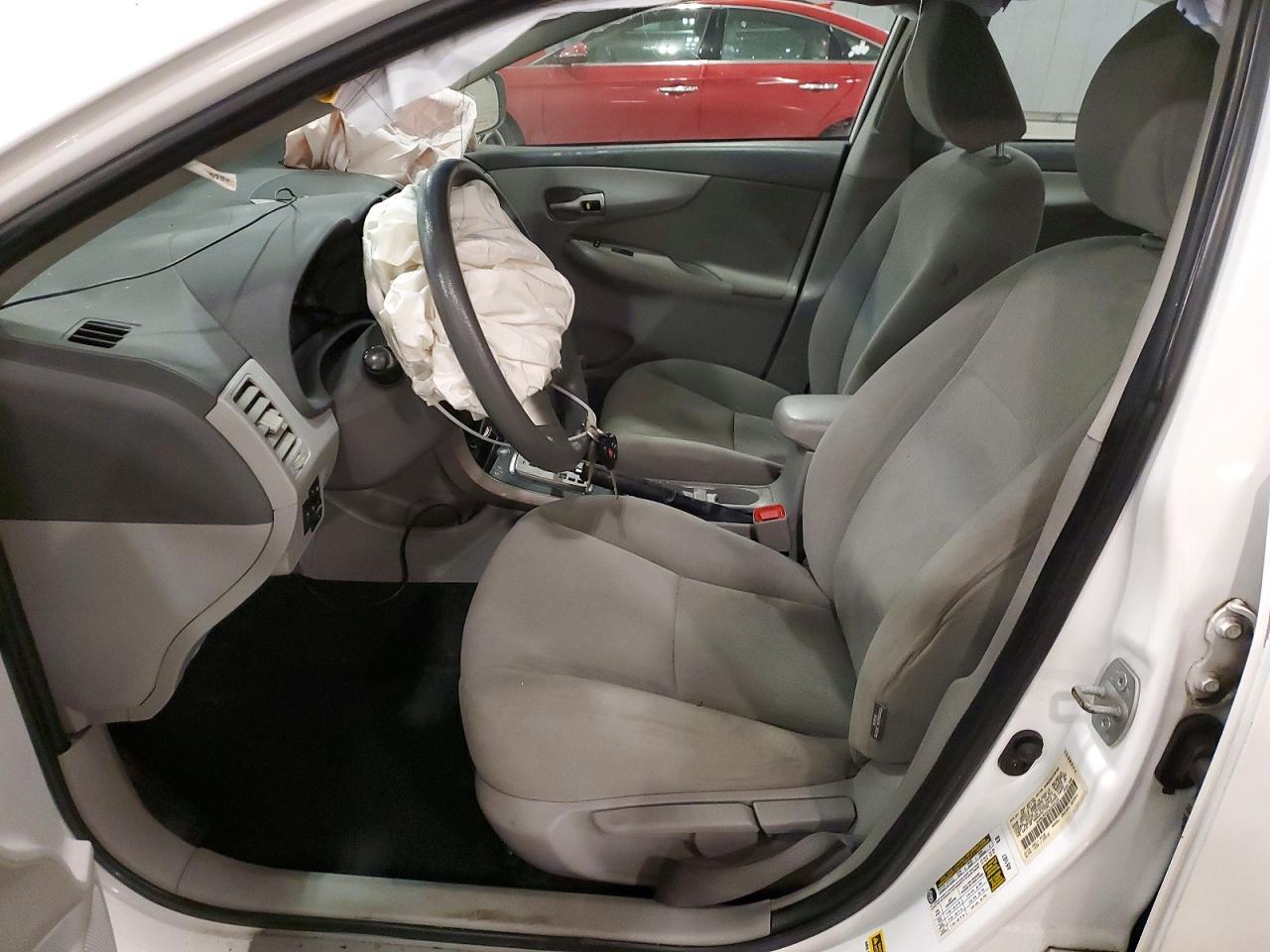 2010 TOYOTA COROLLA BASE photo 7