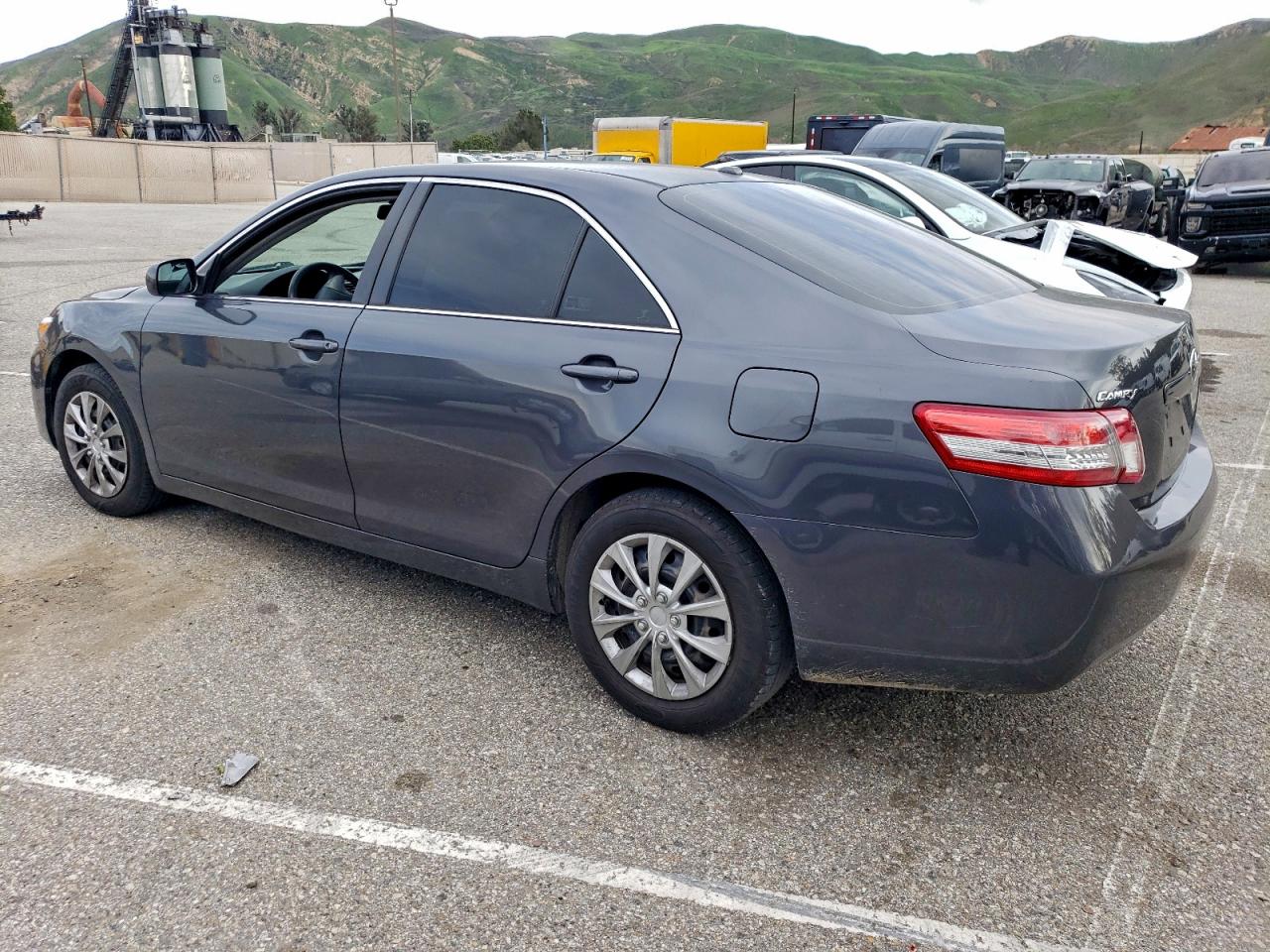 2010 TOYOTA CAMRY BASE photo 2