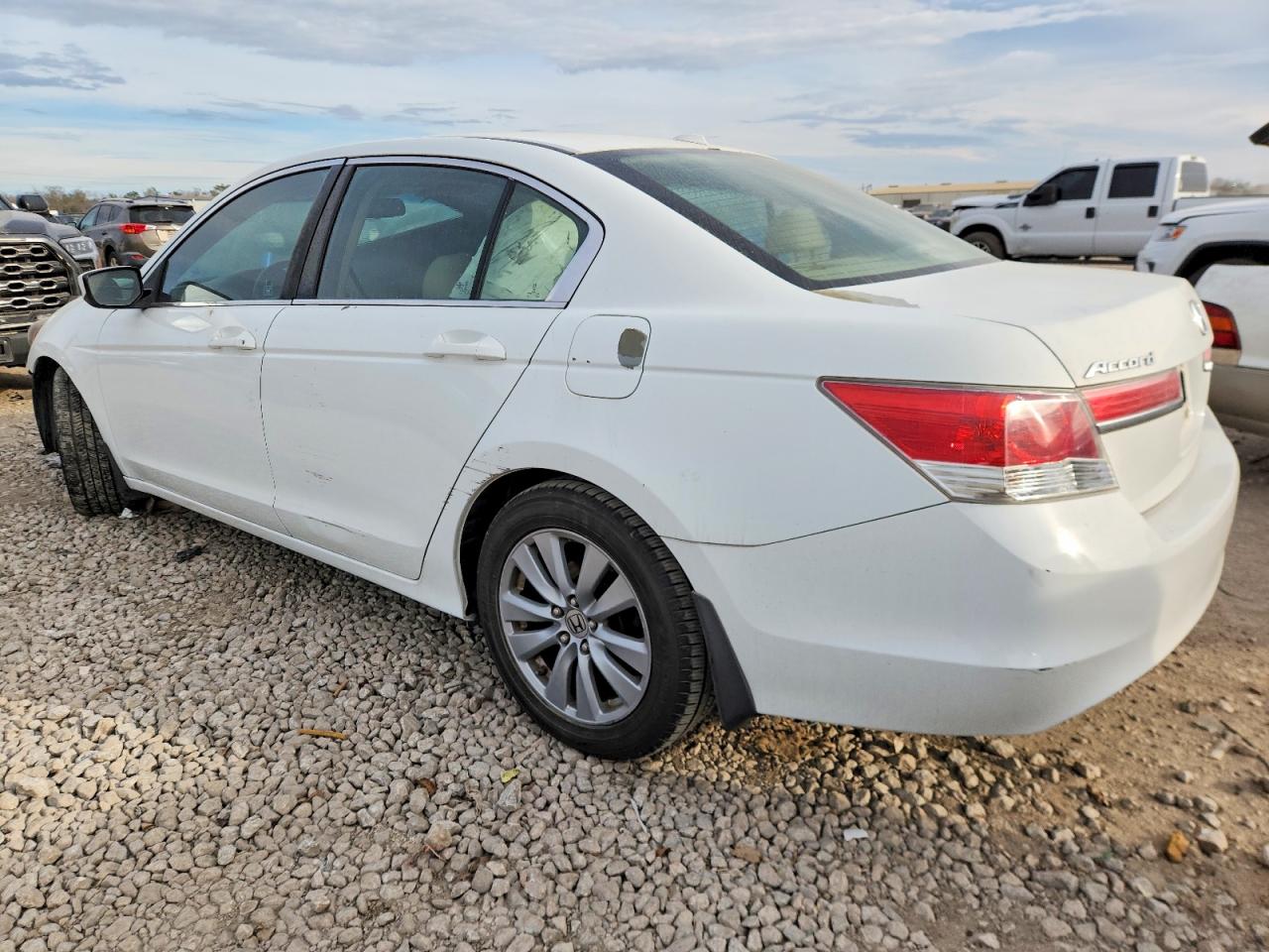 2011 HONDA ACCORD EXL photo 2