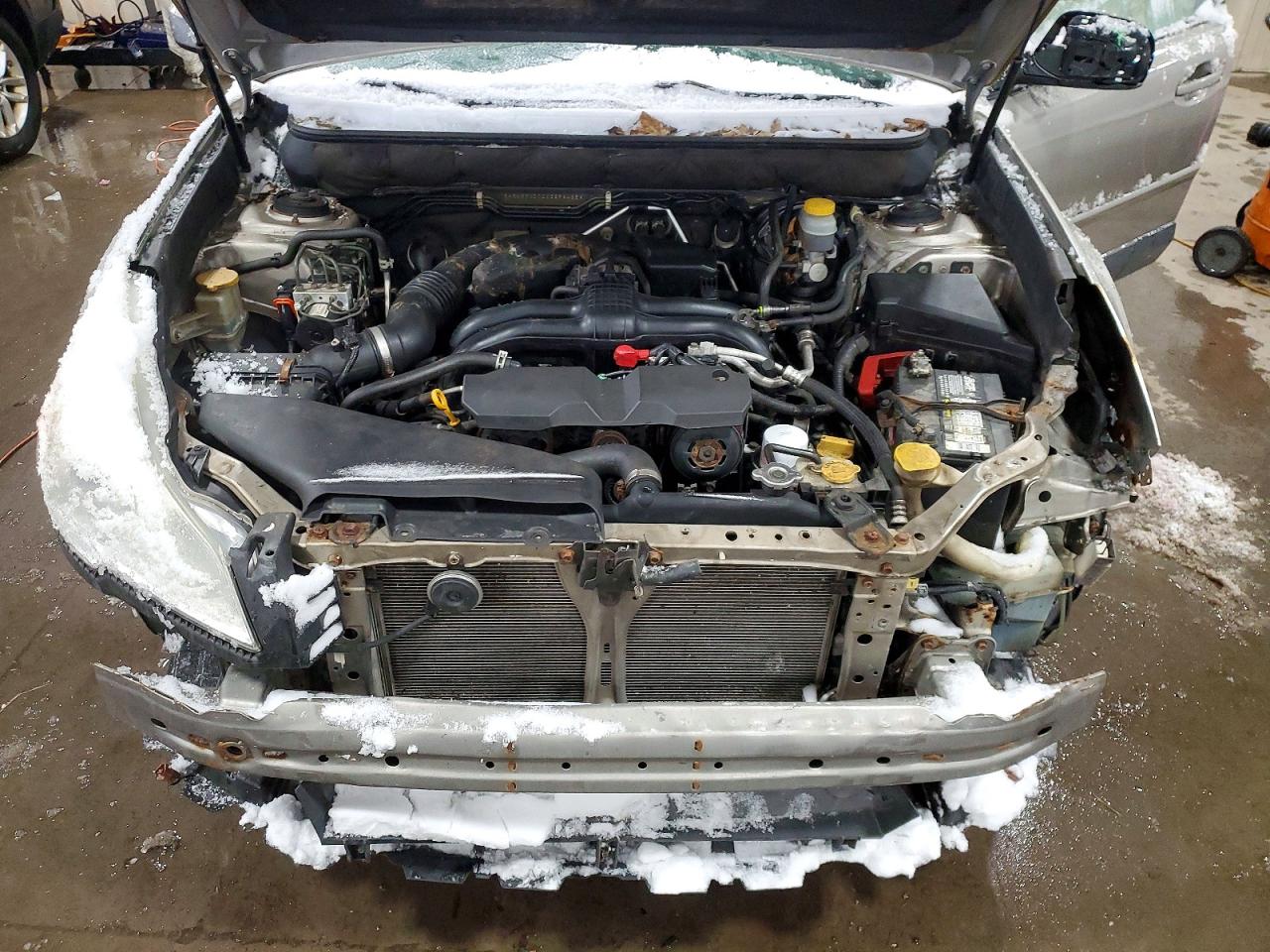 2014 SUBARU OUTBACK 2.5I PREMIUM photo 12