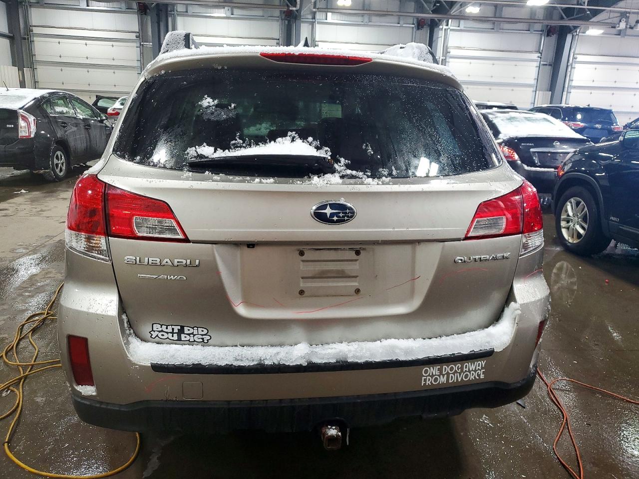 2014 SUBARU OUTBACK 2.5I PREMIUM photo 6