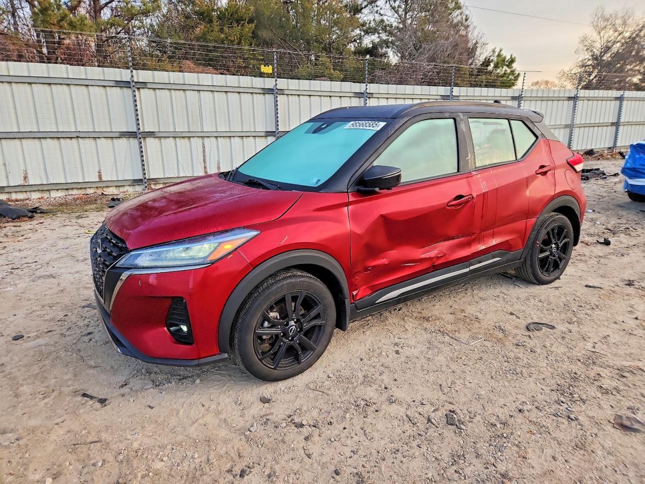 2023 NISSAN KICKS