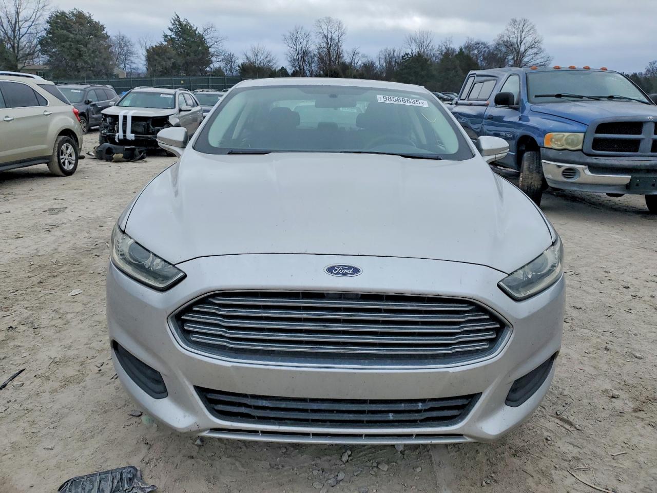 2013 FORD FUSION SE photo 5