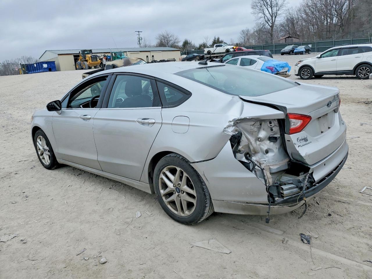 2013 FORD FUSION SE photo 2