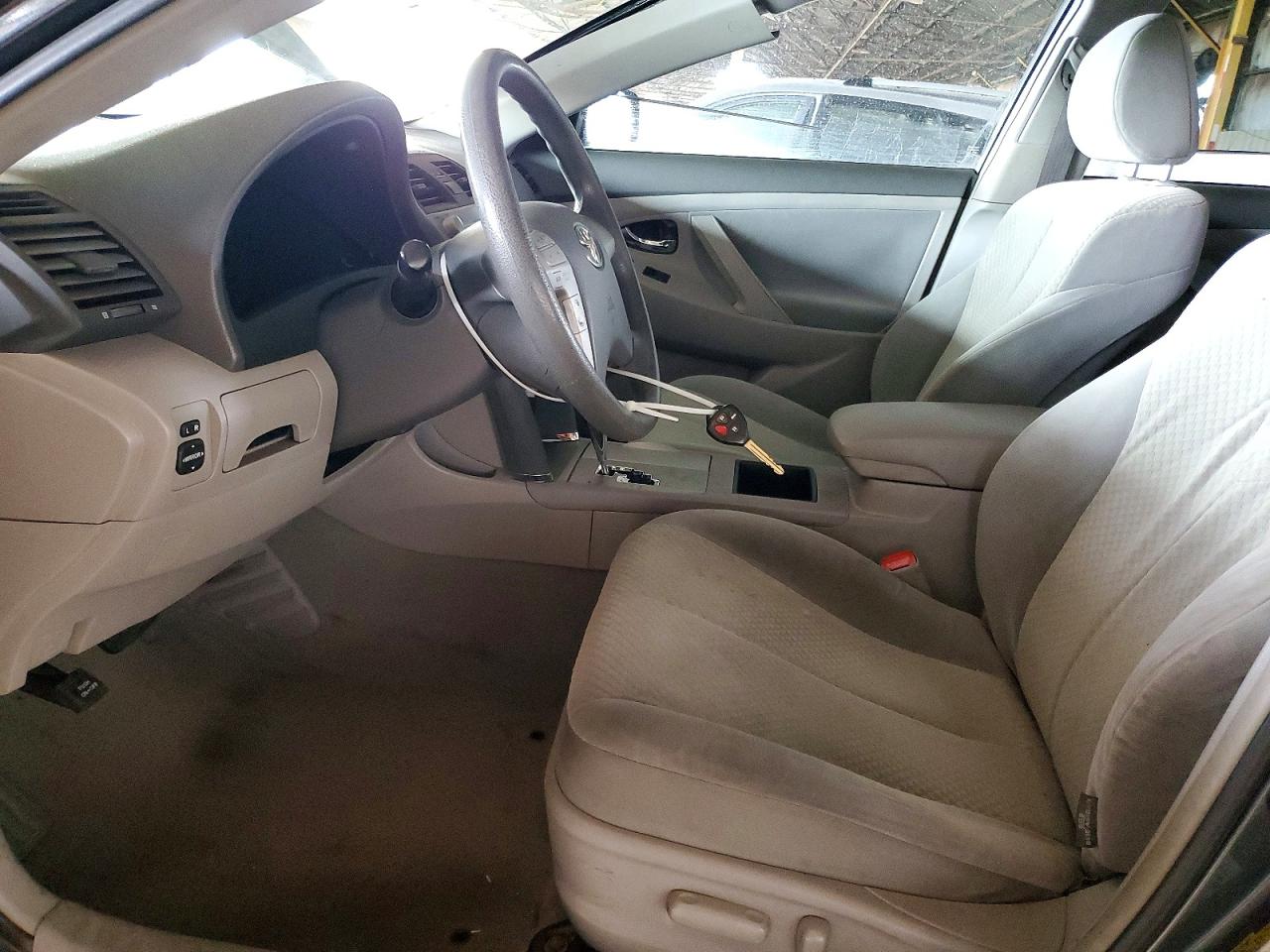 2007 TOYOTA CAMRY LE photo 7