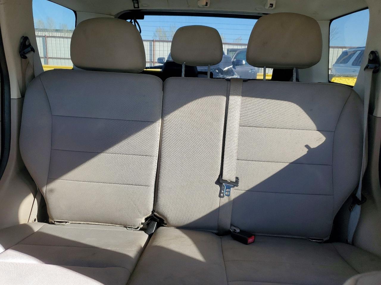 2011 FORD ESCAPE XLT photo 10