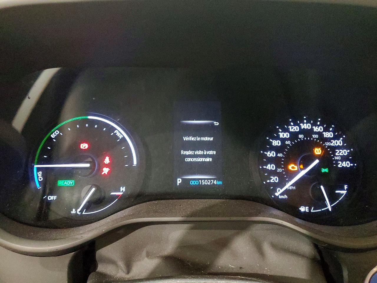 2022 TOYOTA SIENNA LE photo 25