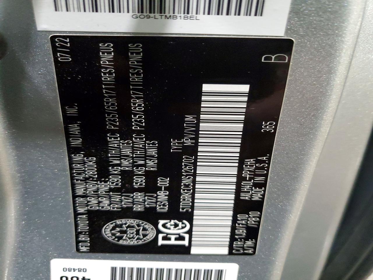 2022 TOYOTA SIENNA LE photo 37