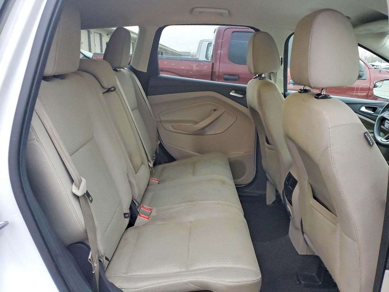 2017 FORD ESCAPE SE photo 21