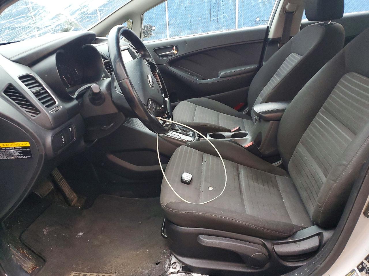 2017 KIA FORTE EX photo 13
