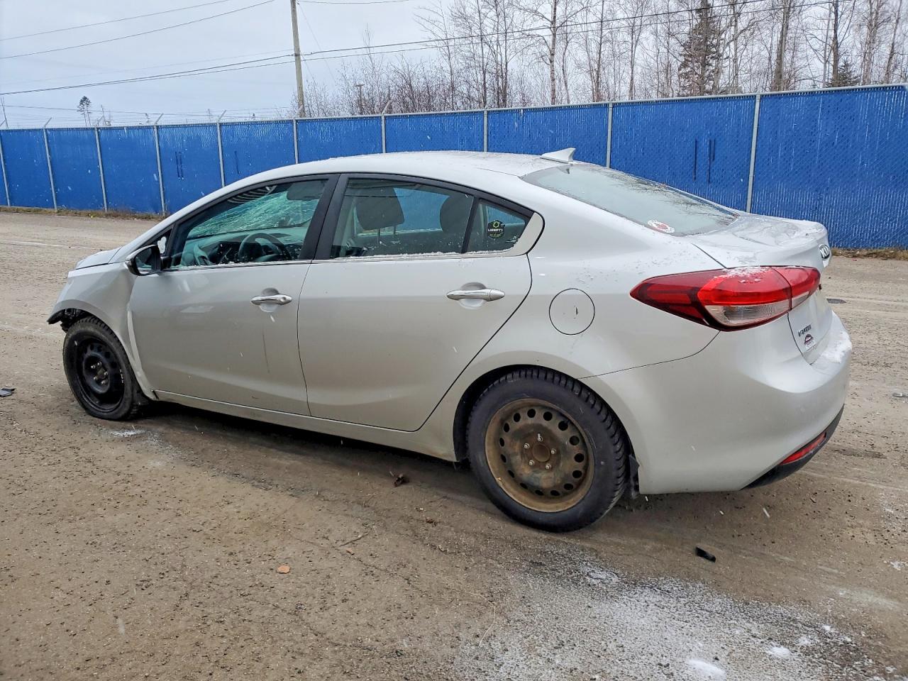 2017 KIA FORTE EX photo 3
