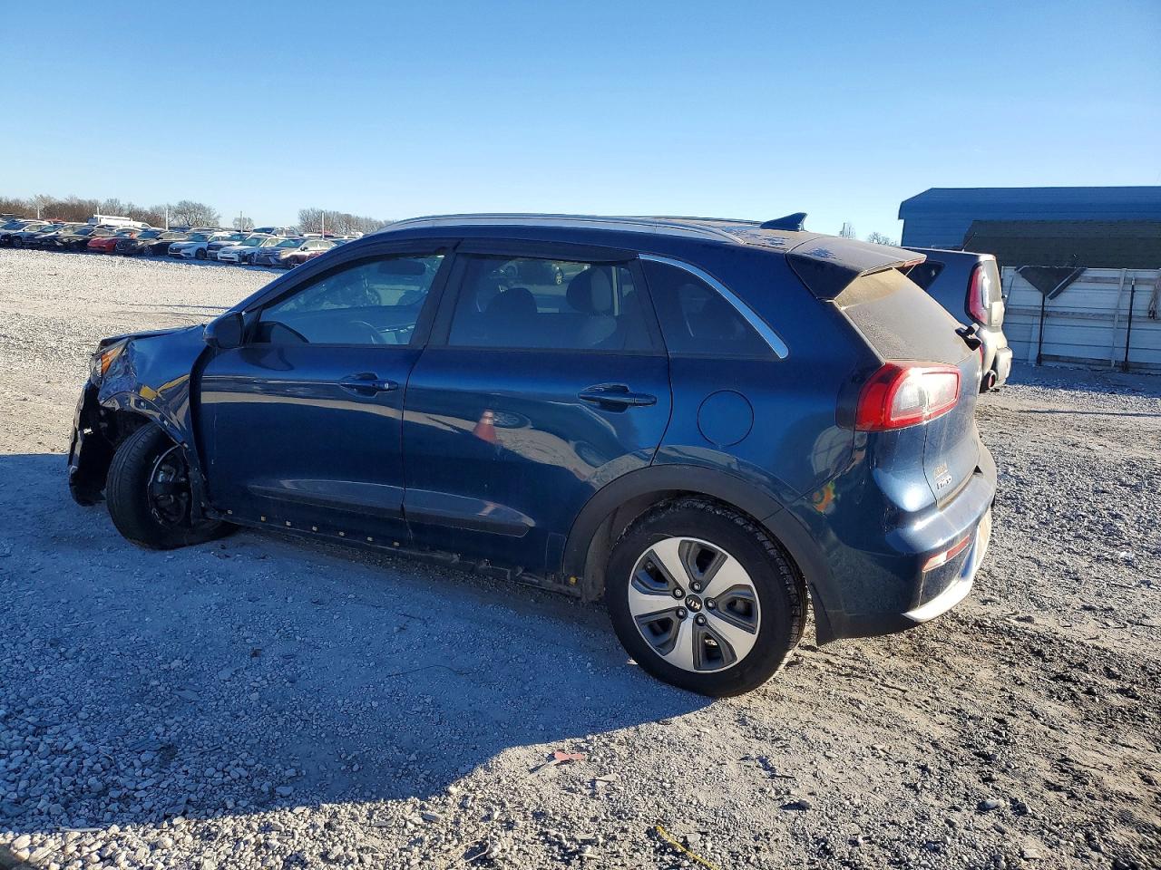 2017 KIA NIRO FE photo 4