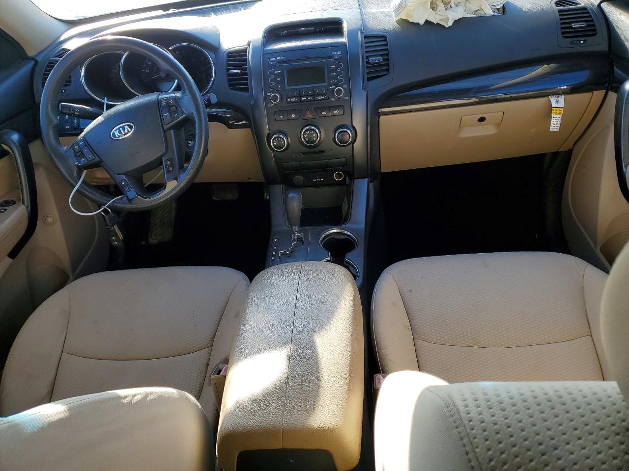 2013 KIA SORENTO LX photo 15