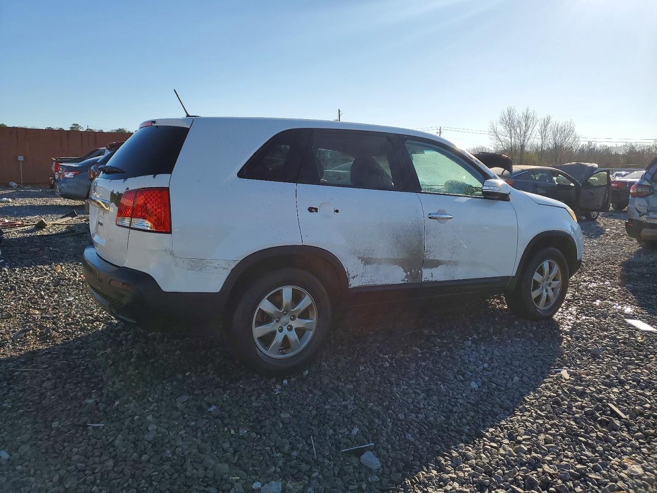 2013 KIA SORENTO LX photo 5