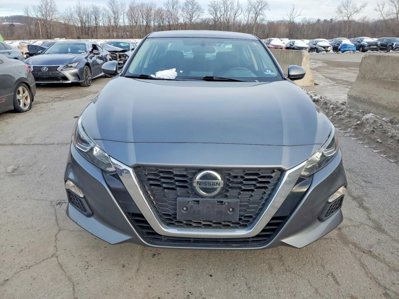 2019 NISSAN ALTIMA S photo 9