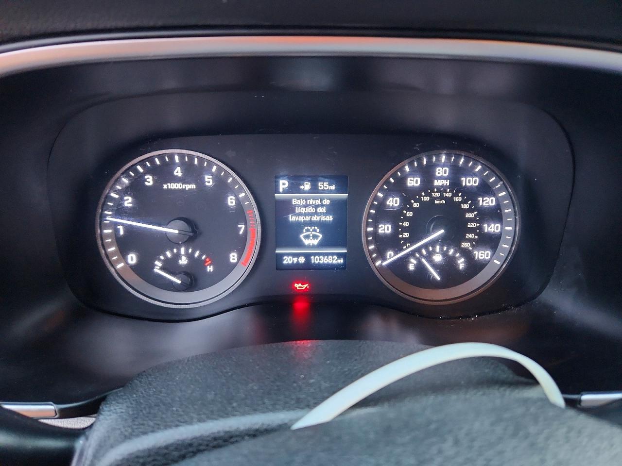 2021 HYUNDAI TUCSON SE photo 9