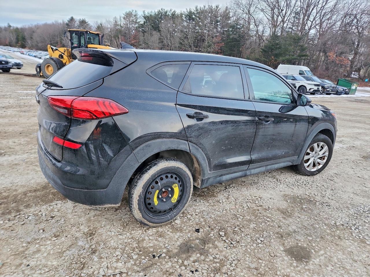 2021 HYUNDAI TUCSON SE photo 3